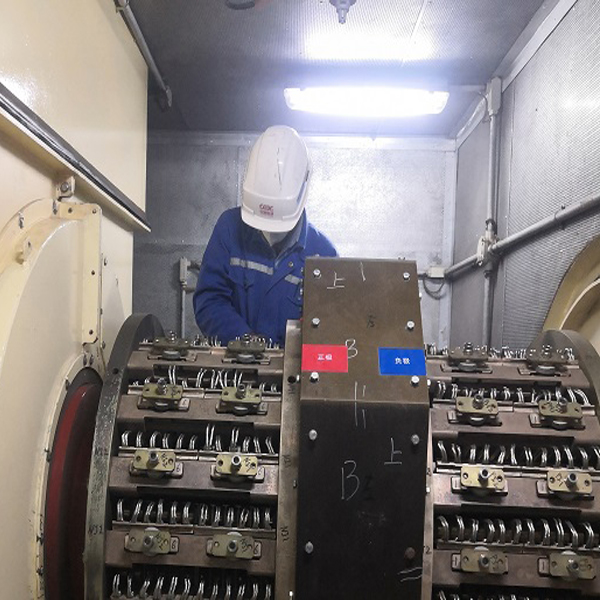 <strong><font color='#66FF00'>碳刷使用多久更換合適？</font></strong>